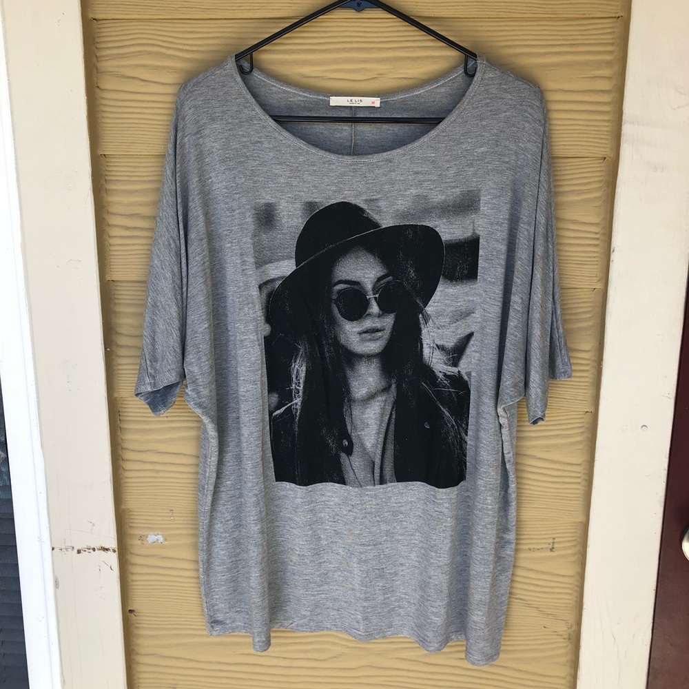 Chic Oversized Tee